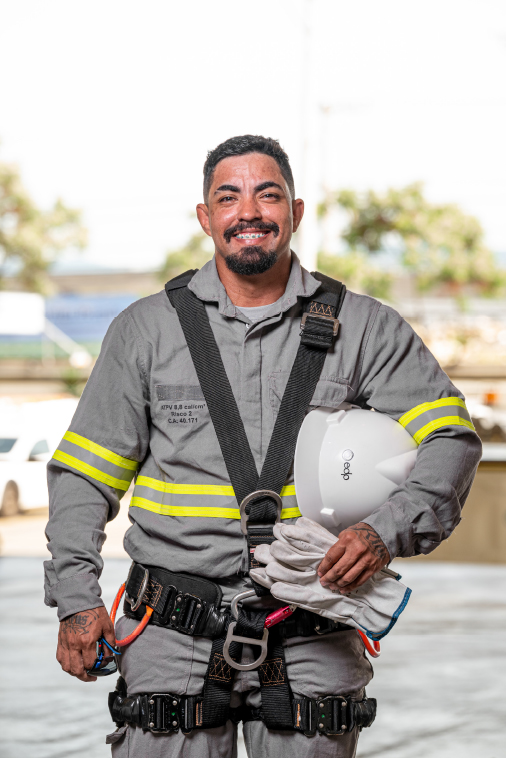 fireman wearing his gear