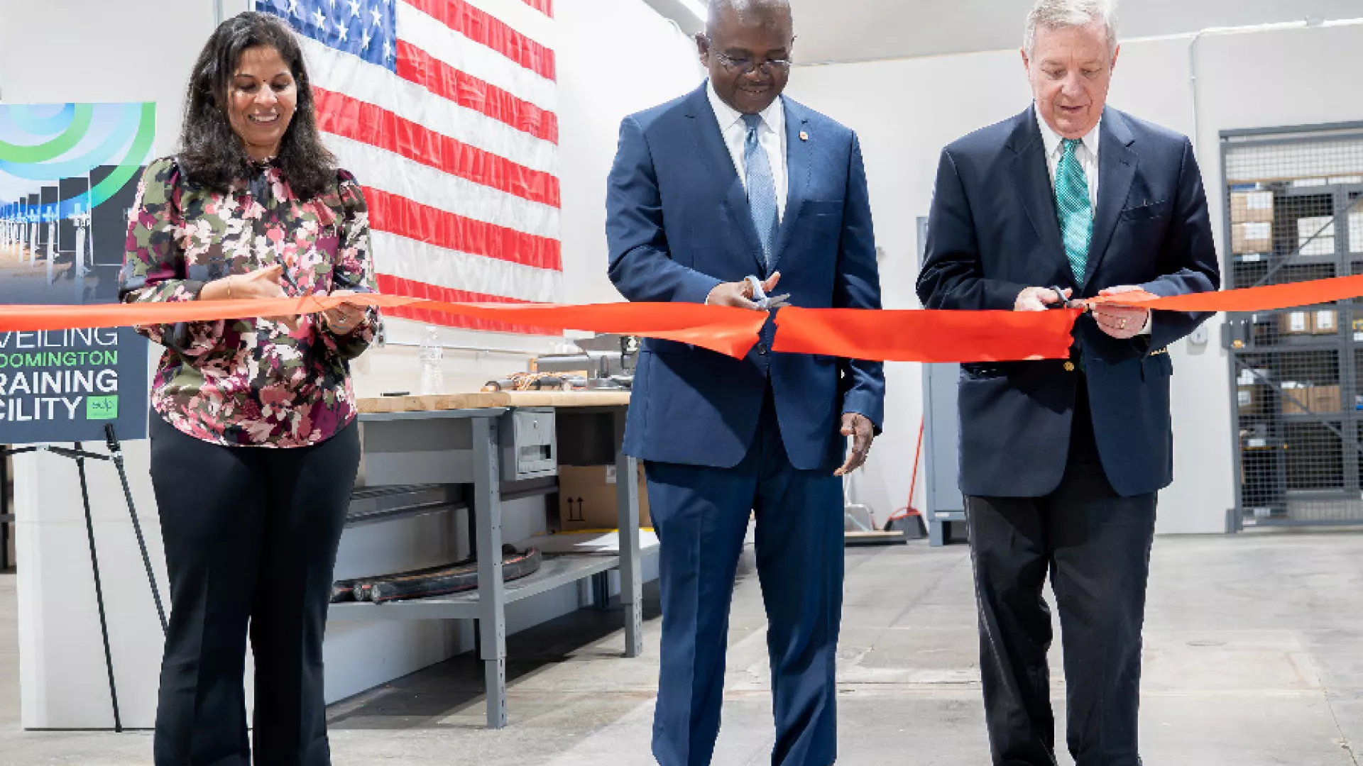 Bloomington_Ribboncutting_teaser.jpg Bloomington_Ribboncutting_teaser.jpg