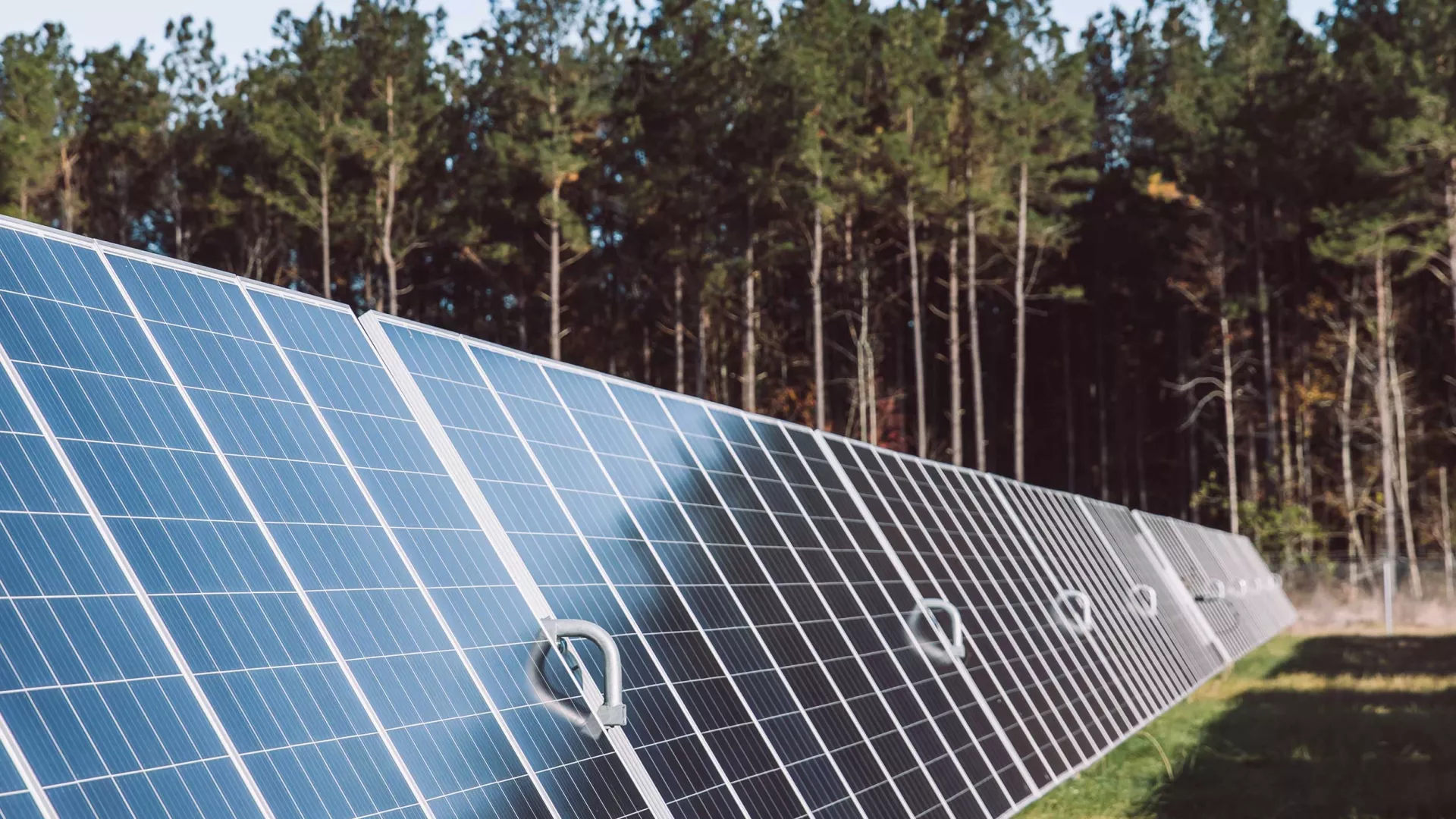 Duff-Solar-Hero.jpg Duff-Solar-Hero.jpg