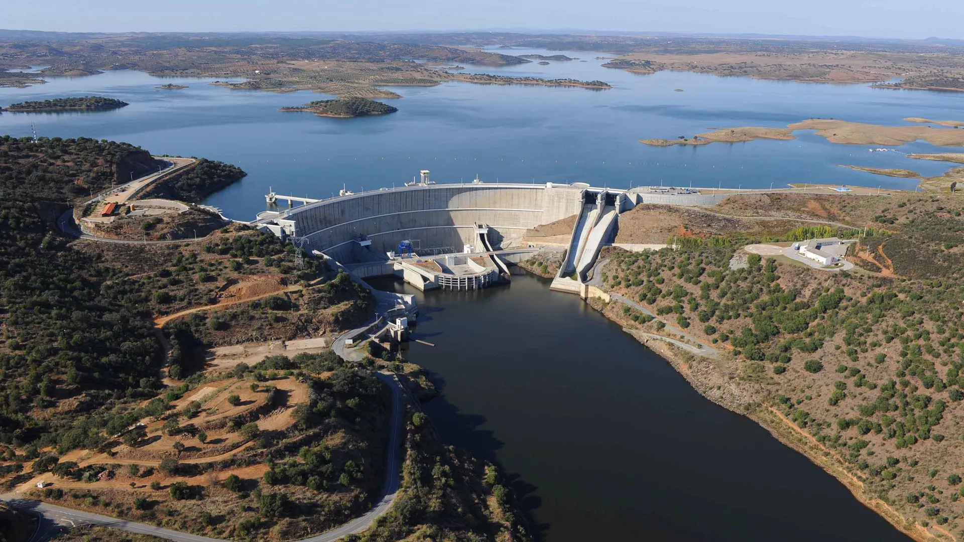 barragem_alqueva.jpg barragem_alqueva.jpg