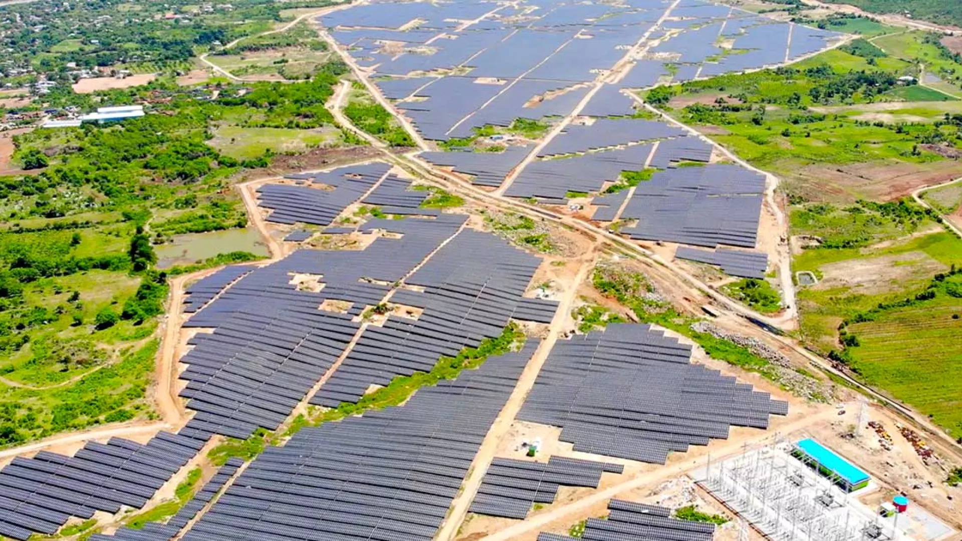 ninh-thuan-solar-farm-vietnam-168mwp.jpg