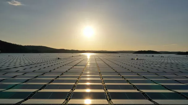 Alqueva%20solar%20flutuante.png