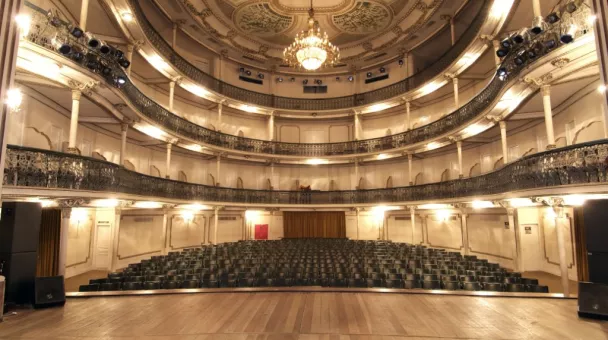 teatro%20carlos%20gomes%202.png
