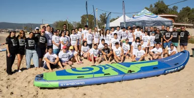 Alumnos%20del%20colegio%20Casa%20de%20la%20Virgen%20y%20la%20Asociaci%C3%B3n%20Asansull%20disfrutando%20de%20la%20jornada%20de%20paddle%20surf_0.jpg