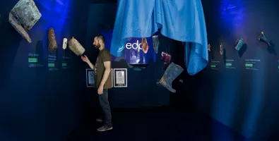 La%20exposici%C3%B3n%20de%20EDP%20en%20la%20calle%20Gran%20V%C3%ADa_0.jpg
