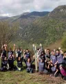 Becarios%20y%20colaboradores%20de%20EDP%20durante%20la%20plantaci%C3%B3n%20de%20%C3%A1rboles%202.JPG